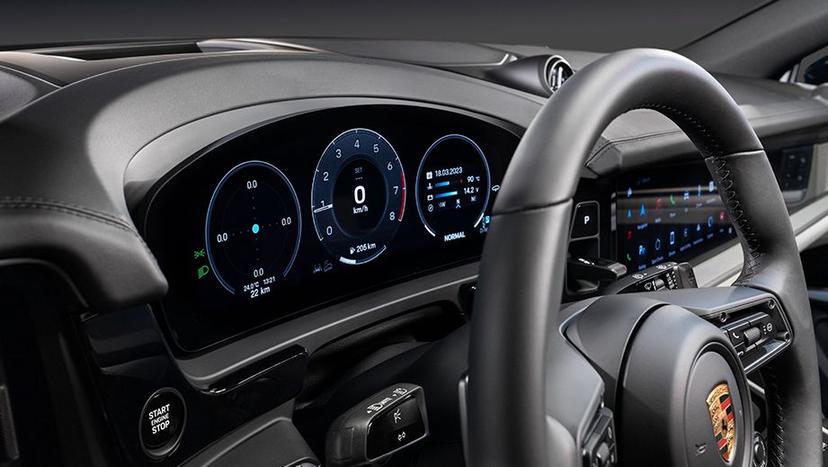 Porsche Cayenne Interior image 7