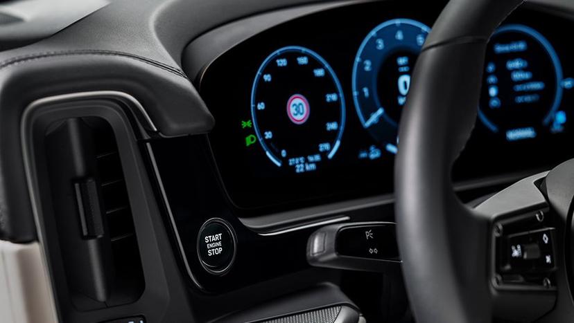 Porsche Cayenne Interior image 1