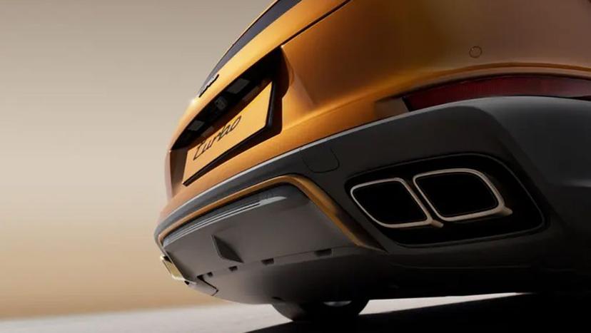 Porsche Panamera Exterior image 8