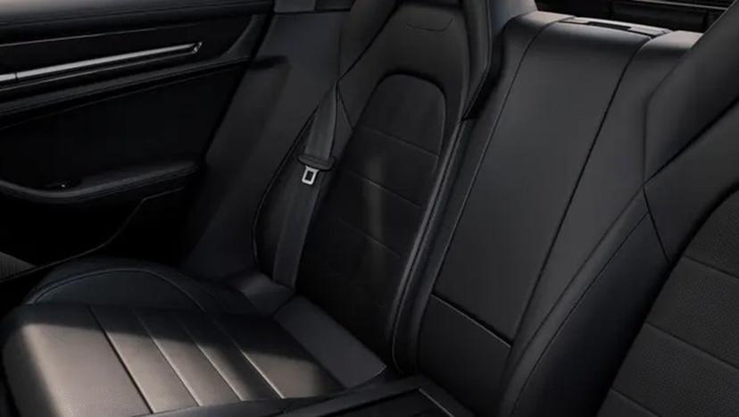 Porsche Panamera Interior image 3