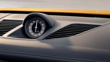 Porsche PanameraInterior image