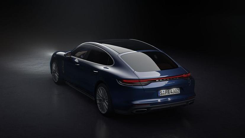 Porsche Panamera 2021-2023 Exterior image 4