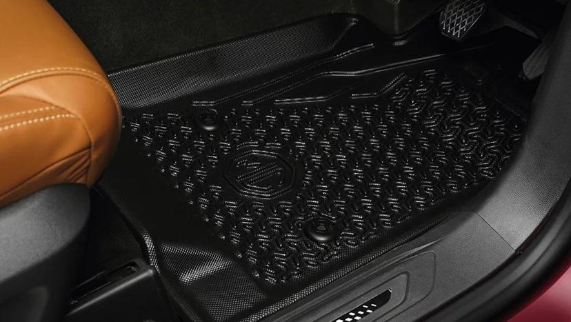 Porsche Panamera 2021-2023 Interior image 3