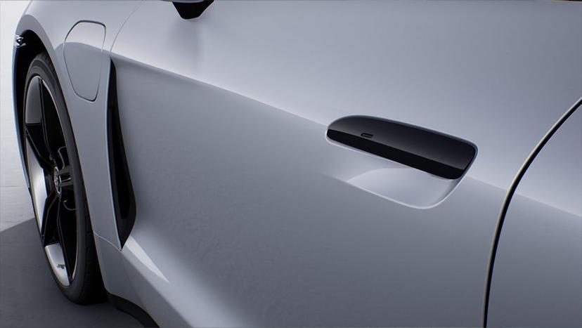 Porsche Taycan Exterior image 1