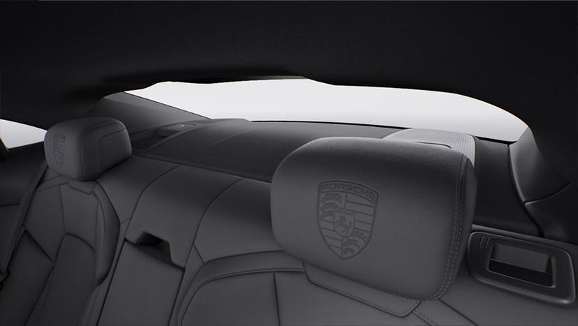 Porsche Taycan Interior image 30