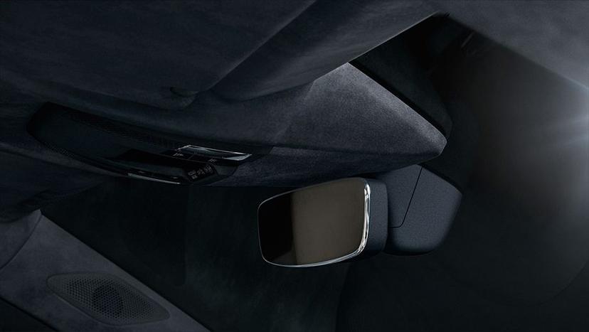 Porsche Taycan Interior image 10