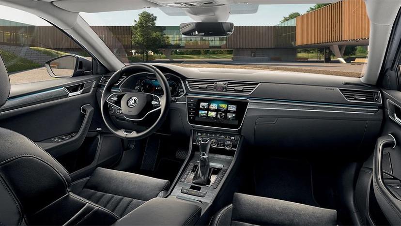 Skoda Superb Interior image 15