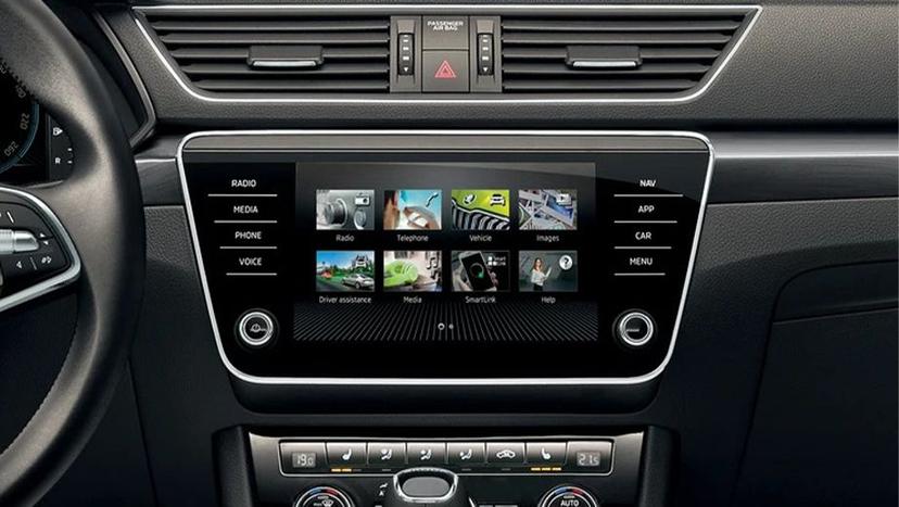 Skoda Superb Interior image 8