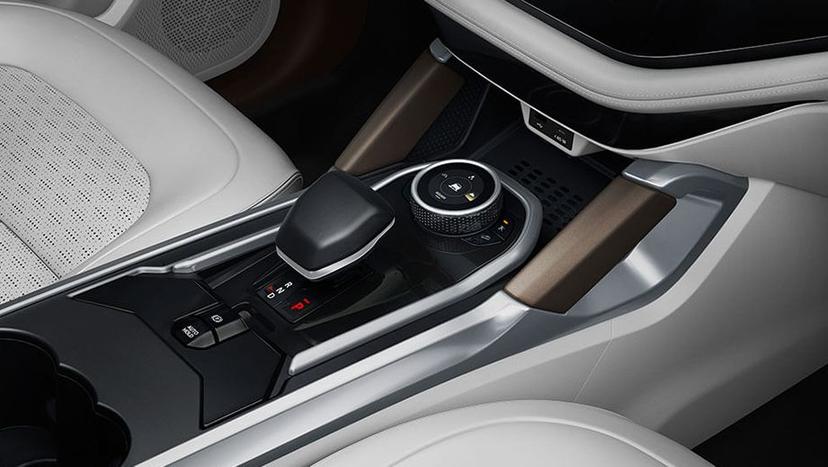 Tata Safari Interior image 5