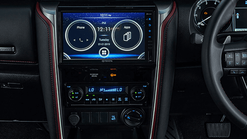 Toyota Fortuner Legender Interior image 12