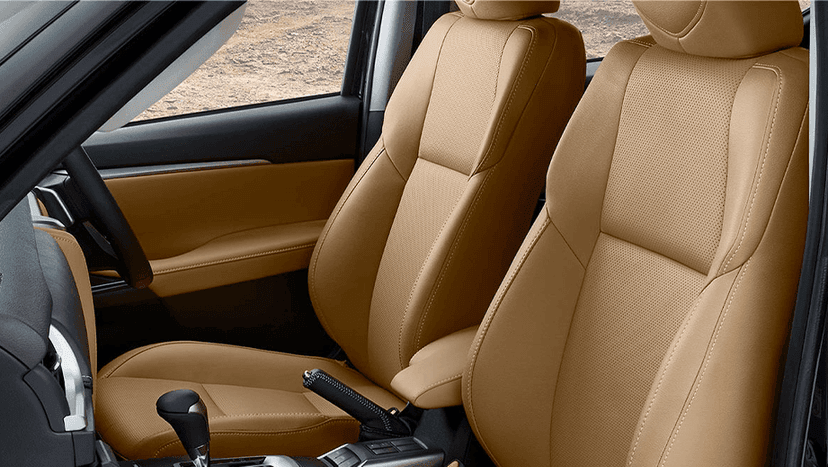 Toyota Fortuner Interior image 9