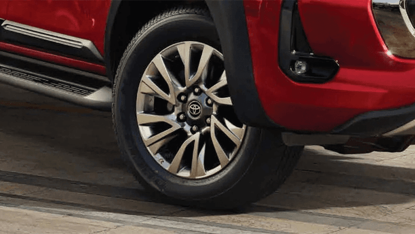 Toyota Hilux Exterior image 1
