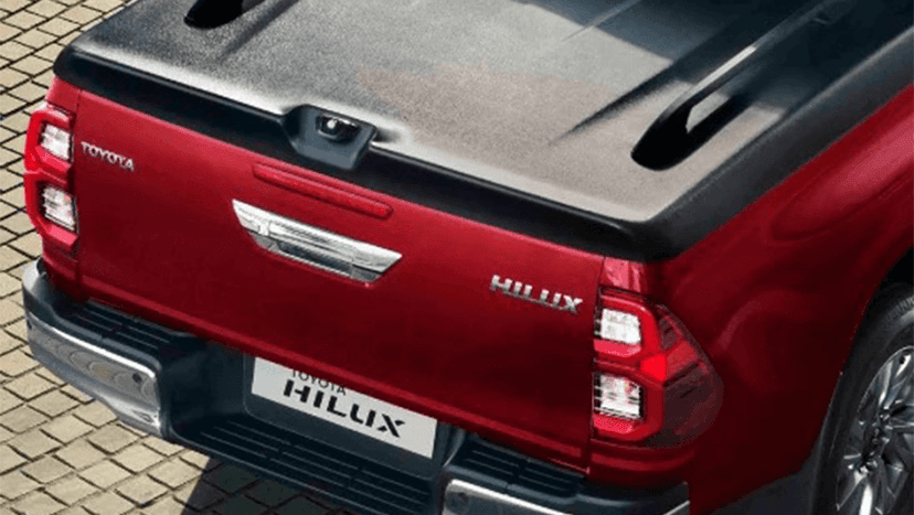 Toyota Hilux Exterior image 4