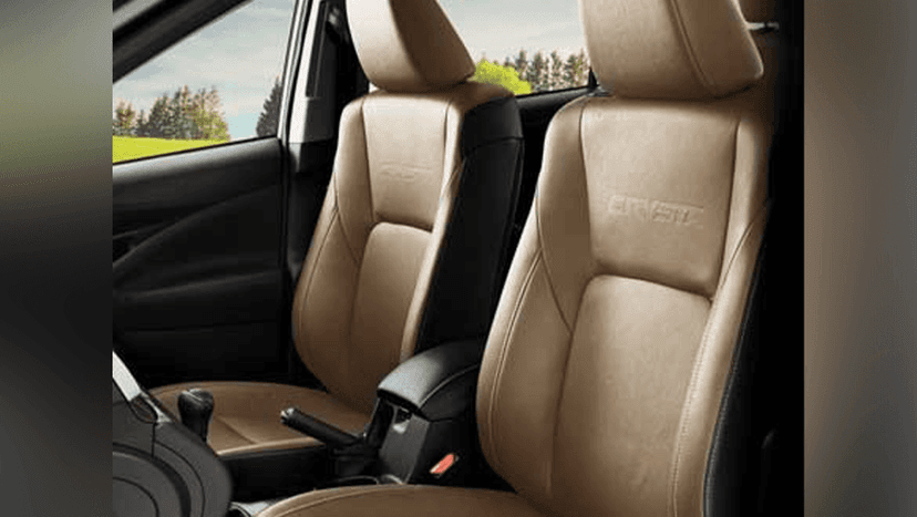 Toyota Innova Crysta Interior image 11