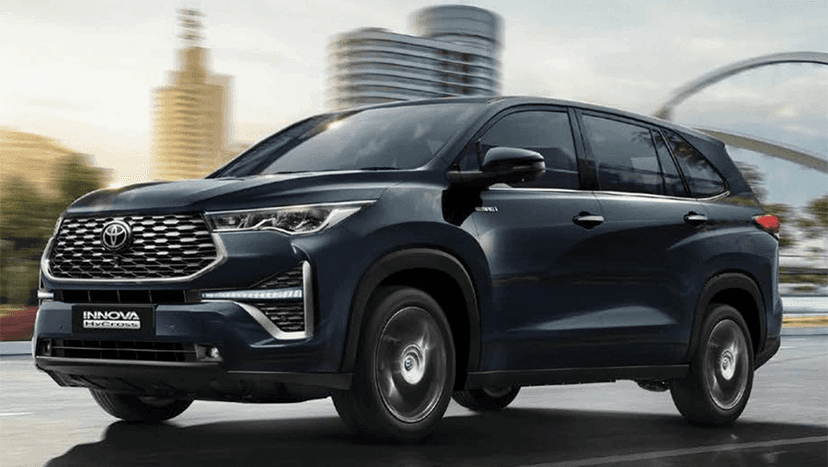 Toyota Innova Hycross Exterior image 9