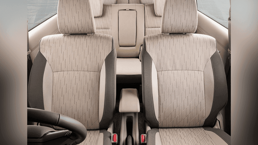 Toyota Rumion Interior image 6