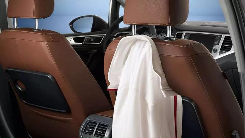Volkswagen Tiguan 2021-2024 Interior image 8