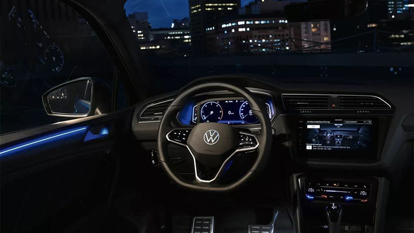 Volkswagen Tiguan 2021-2024 Interior image 13