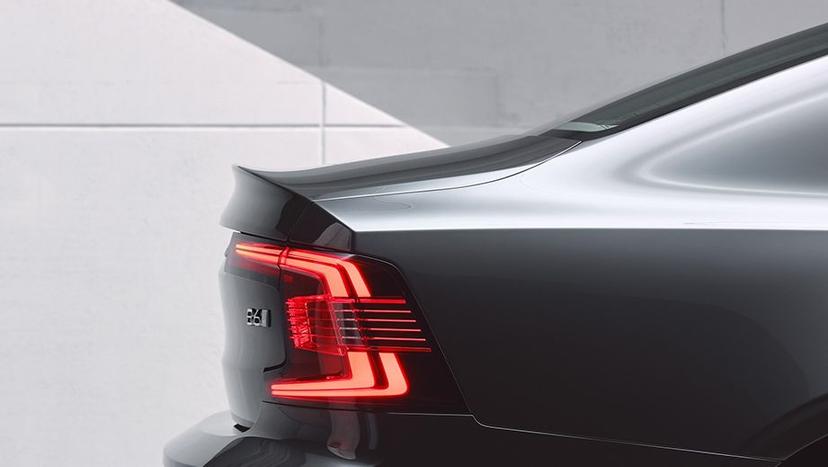 Volvo S90 Exterior image 4