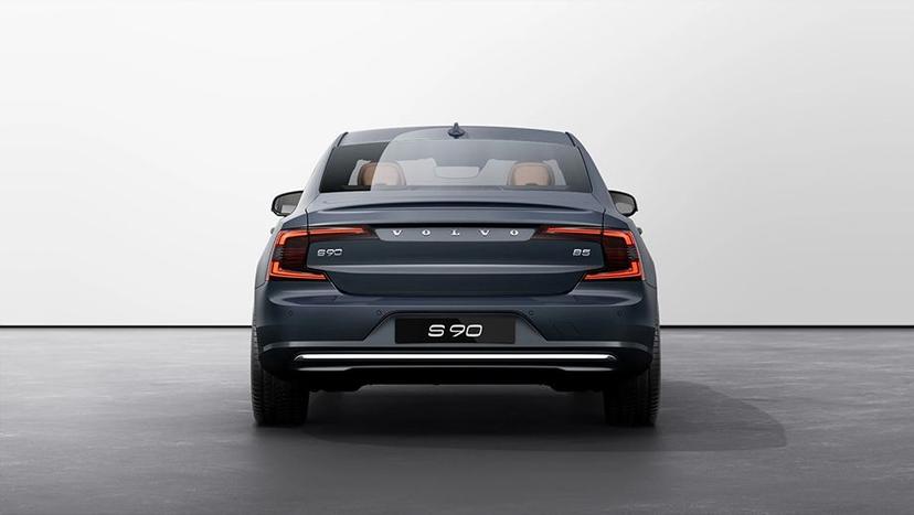 Volvo S90 Exterior image 7