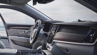 Volvo S90Interior image