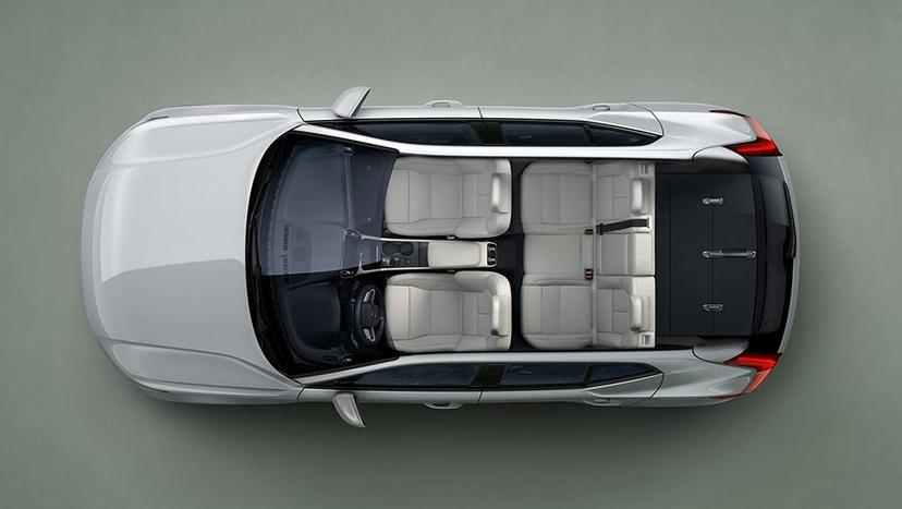 Volvo XC40 Interior image 2