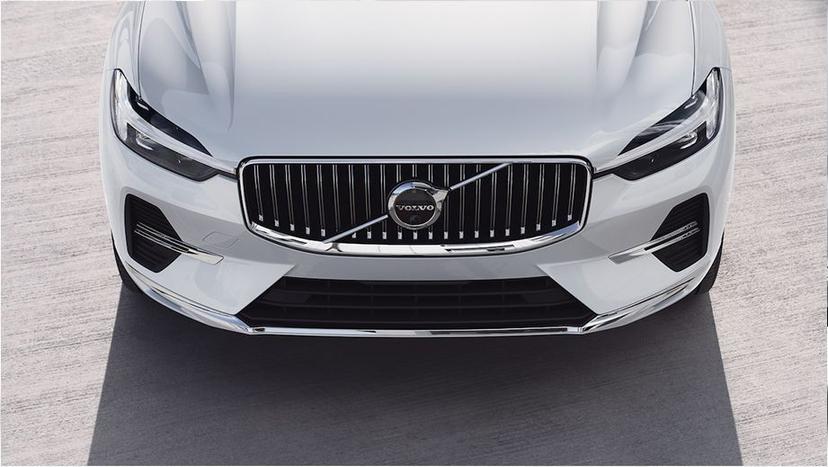 Volvo XC60 Exterior image 8