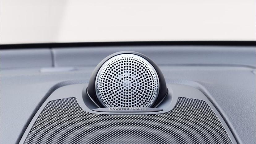 Volvo XC60 Interior image 7