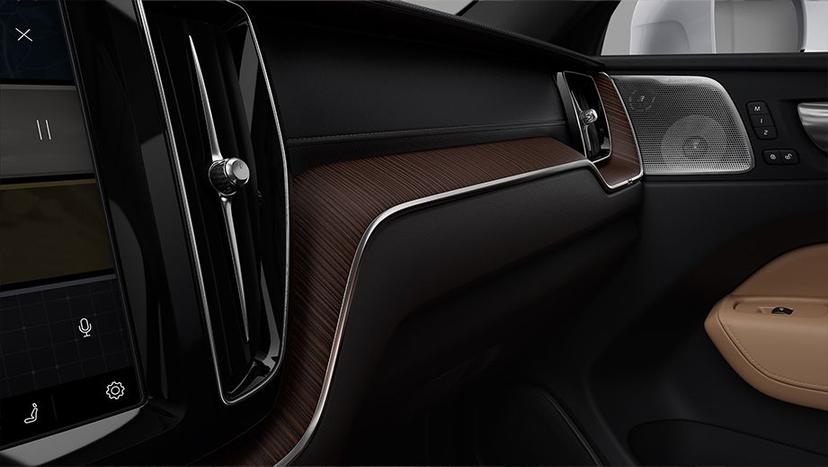 Volvo XC60 Interior image 6